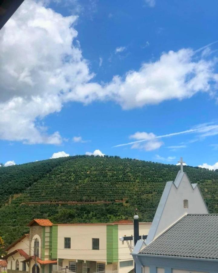 Estalagem E Restaurante Cantinho Bistro Caparaó Velho エクステリア 写真